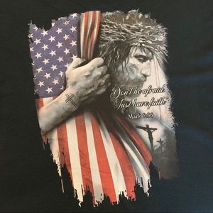 Faith American Flag 🇺🇸 Mark 5:36 Graphic Tee L